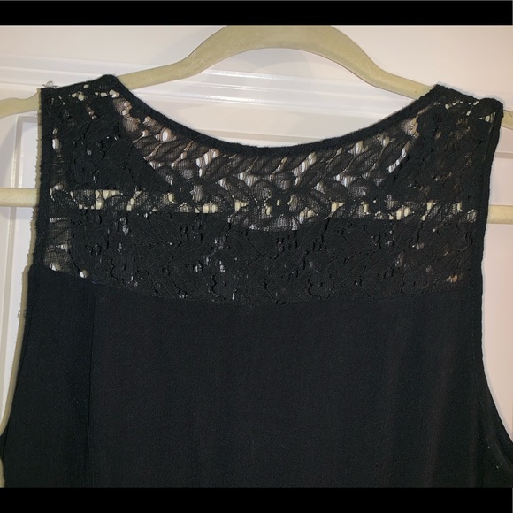 Black hidden lace dress - Picture 5 of 5